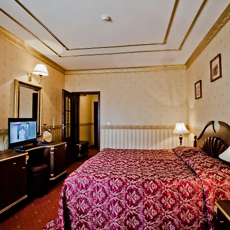 Pamporovo Hotel *