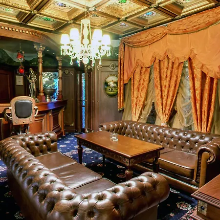 Villa Pamporovo Hotel *